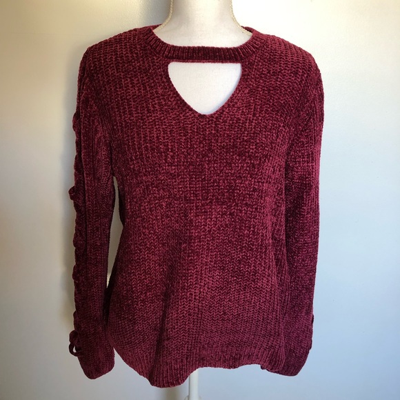 NO BOUNDARIES JUNIORS LACE UP SWEATER BURGUNDY CHECK FOR SIZE